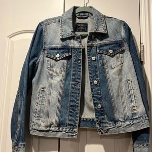Two tone denim jacket